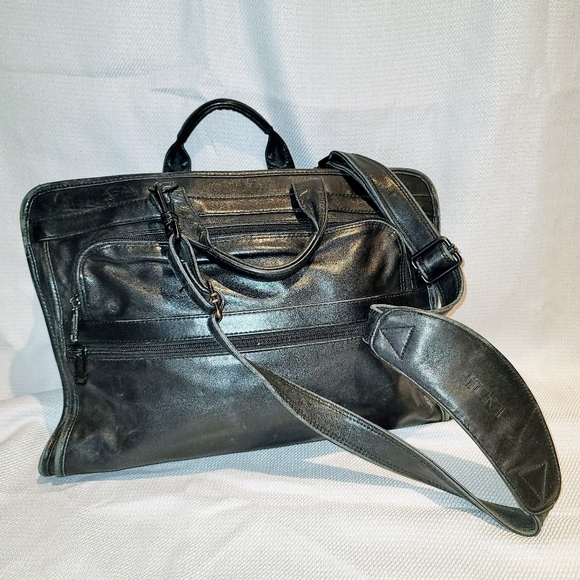 Tumi Bags Vintage Tumi Genuine Blk Leather Laptop Office Work Logo